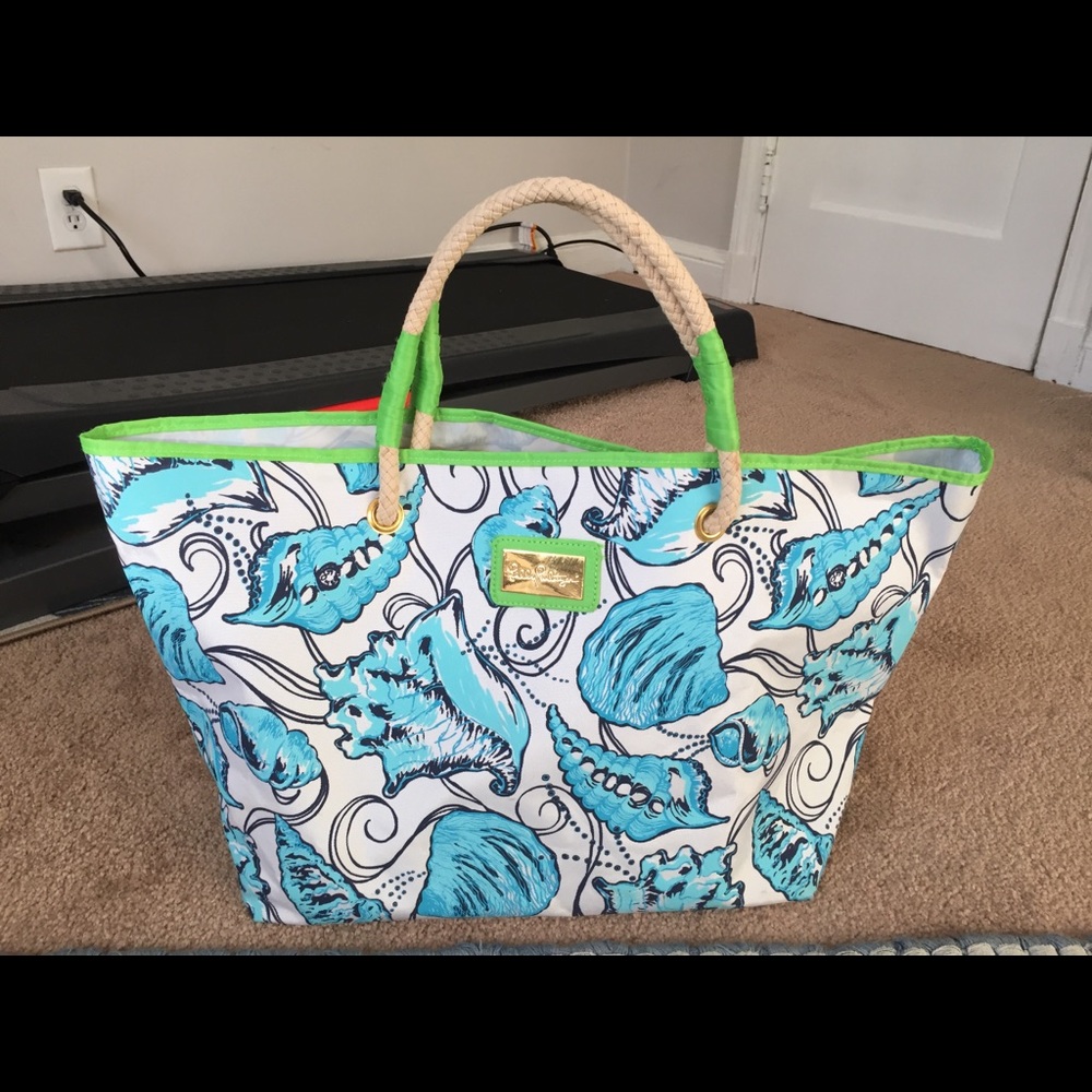 Lily Pulitzer Beach Tote - Picture 7 of 9